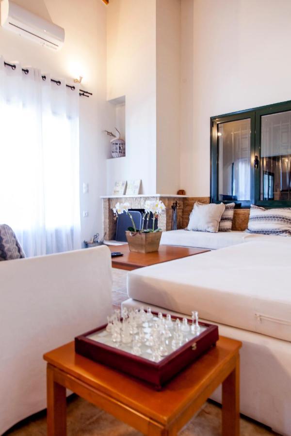 Villa Skyfall กาลามิตซี ภายนอก รูปภาพ